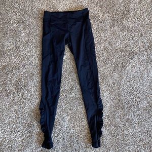 Lululemon leggings.